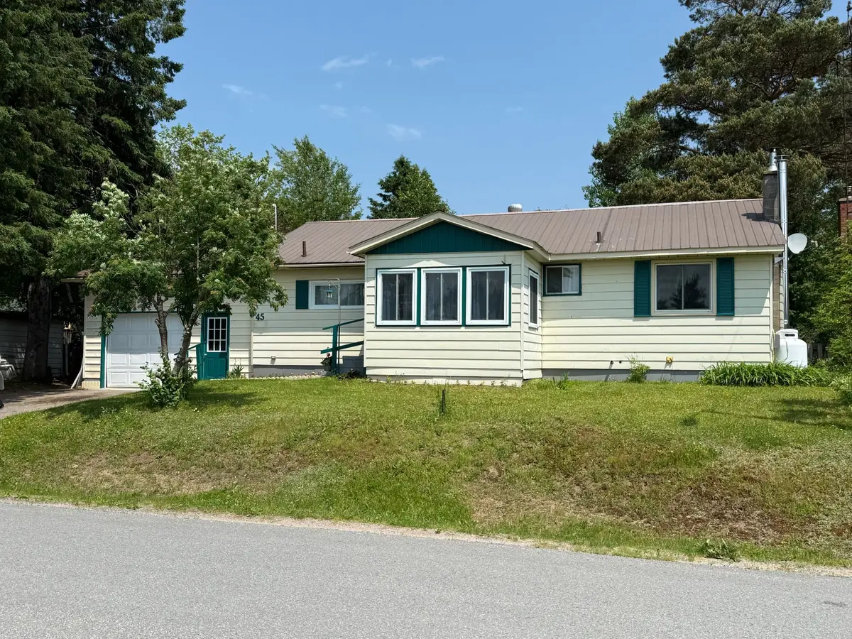 45 Larch ST, Highlands East, ON K0L 1M0