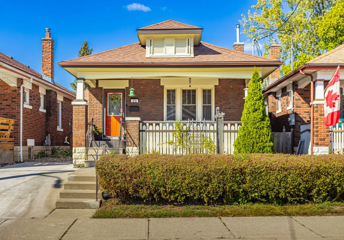 872 Lovett ST, London East, ON N5Z 1N5