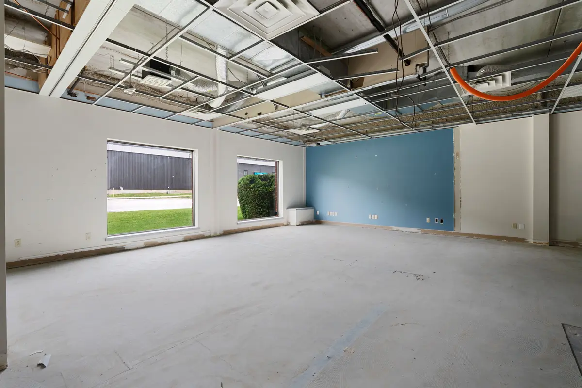 1717 2nd AVE E #220, Owen Sound, ON N4K 6V4