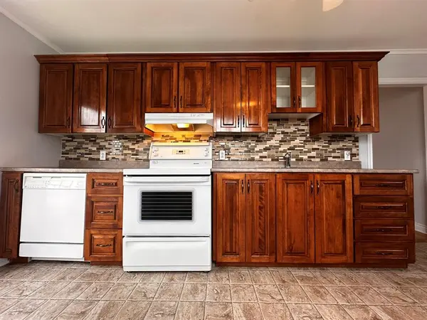 10 Guy Street, Placentia, NL A0B 2G0