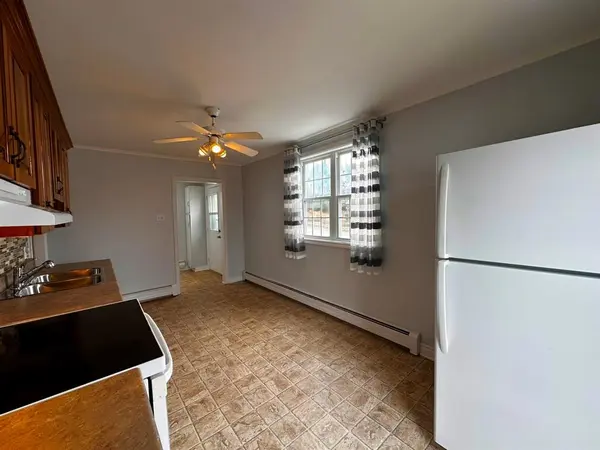 10 Guy Street, Placentia, NL A0B 2G0