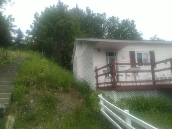 53 Golden Glow Avenue, Corner Brook, NL A2H 6M7