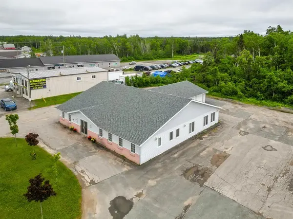 30 Roe Avenue, Gander, NL A1V 1W7