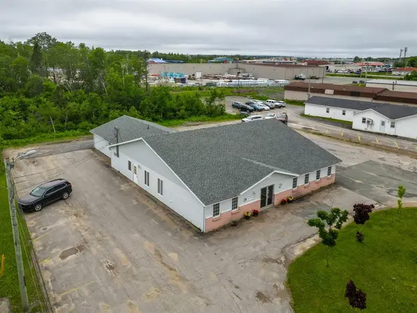 30 Roe Avenue, Gander, NL A1V 1W7