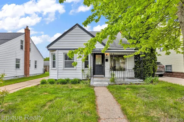 21850 BRITTANY AVE, Eastpointe, MI 48021