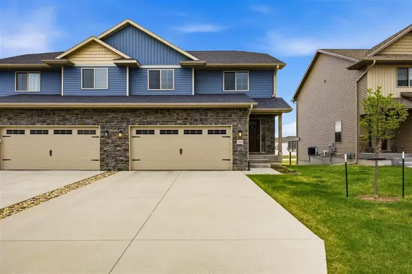 3305 Loethen Ln, Coralville, IA 52241
