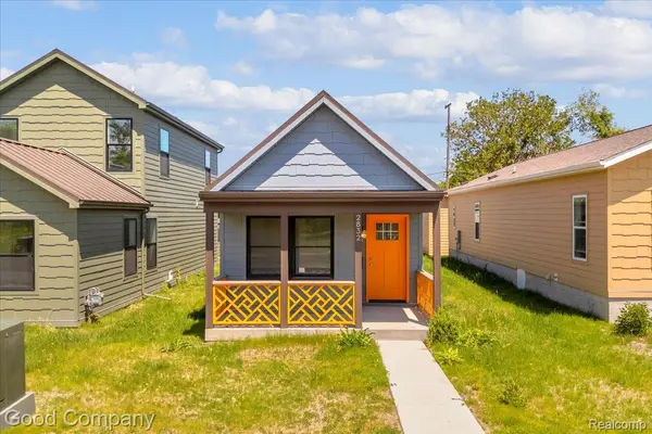 2832 16th ST, Detroit, MI 48216