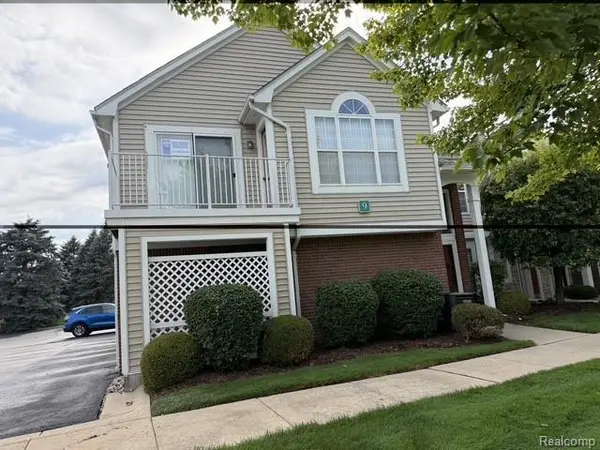 44645 Marigold DR, Sterling Heights, MI 48314
