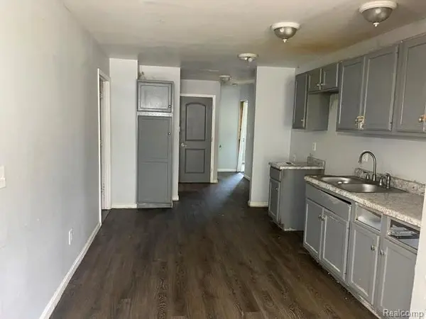 4808 Dickerson ST, Detroit, MI 48215