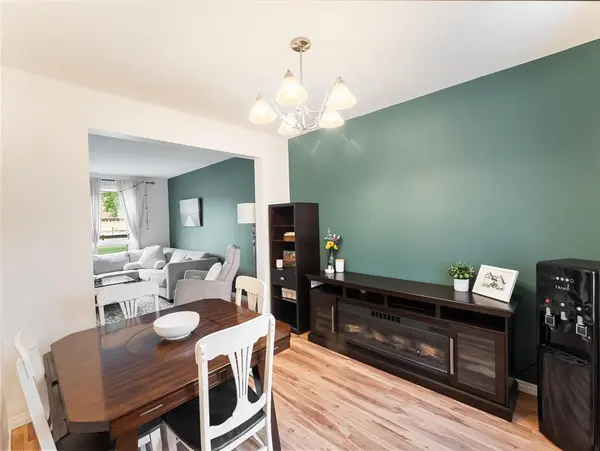 401 Harold AVE, Winnipeg, MB R2C 2E1