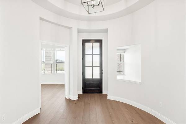 182 Memory Lane, Waxahachie, TX 75165