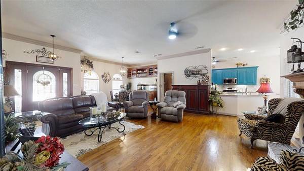 3121 Cliffview Court, Granbury, TX 76048