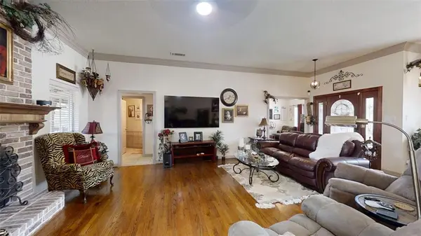 3121 Cliffview Court, Granbury, TX 76048