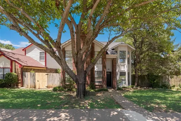 148 High Pointe Lane, Cedar Hill, TX 75104