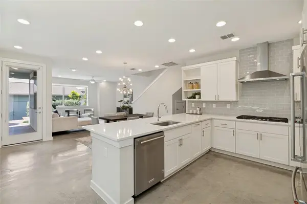 5404 Winton Street, Dallas, TX 75206