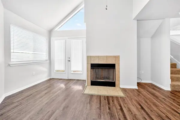 9837 Walnut Street #208, Dallas, TX 75243
