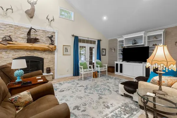 1185 Rs County Road 3503, Emory, TX 75440