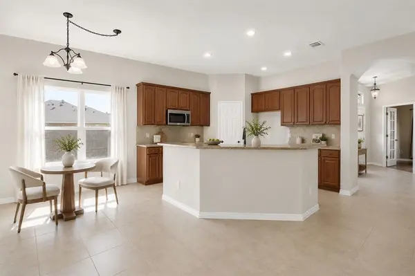 15469 Landing Creek Lane, Fort Worth, TX 76262
