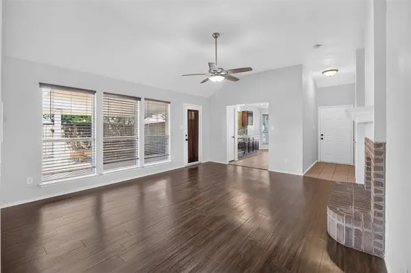 3103 Morning Meadow Lane, Grand Prairie, TX 75052