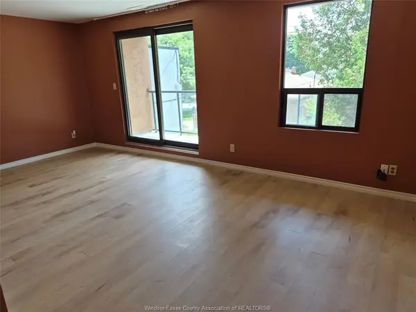 3875 Tecumseh Road East #3, Windsor, ON N8W 1T1