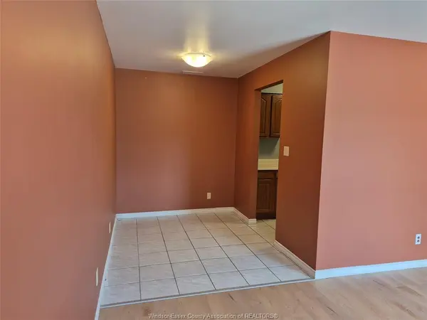3875 Tecumseh Road East #3, Windsor, ON N8W 1T1