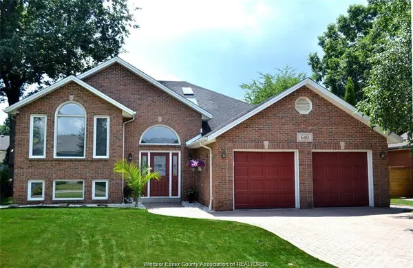 640 DELAWARE, Lasalle, ON N9J 3J8