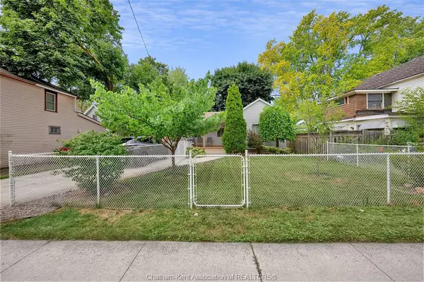 185 Thames Street, Chatham, ON N7L 2Z3