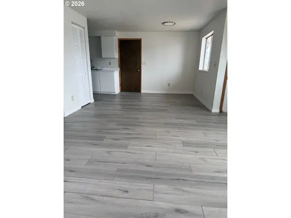 574 E REEDER DR, Hermiston, OR 97838