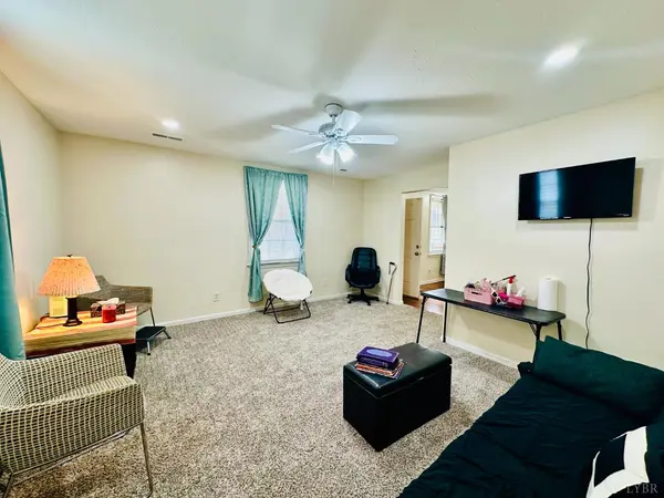2111 GRACE STREET, Lynchburg, VA 24504