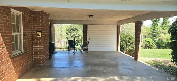 5909 Rhonda RD, Lynchburg, VA 24502