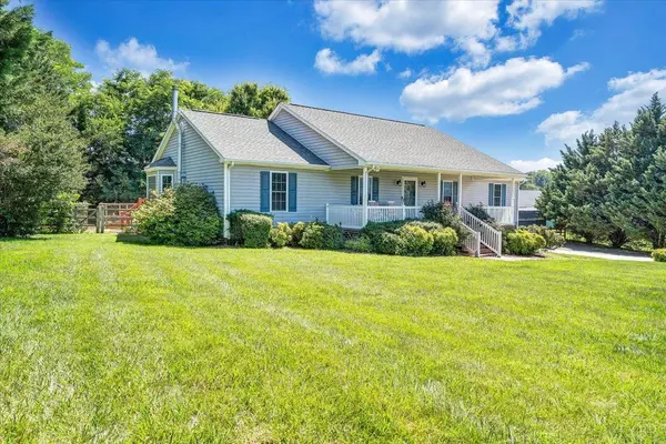 1064 Somers WAY, Forest, VA 24551