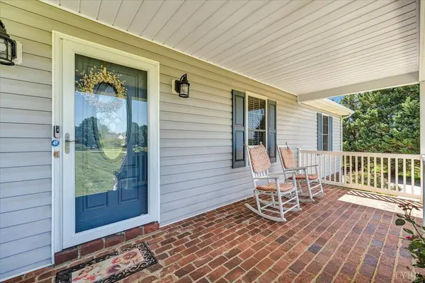1064 Somers WAY, Forest, VA 24551