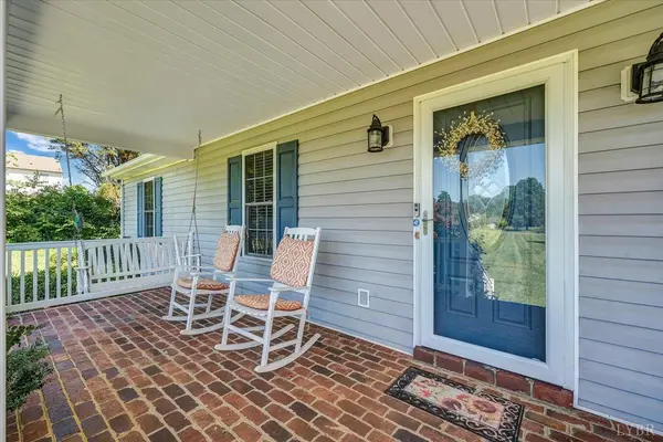 1064 Somers WAY, Forest, VA 24551