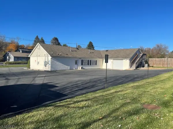 420 County Road 513, Califon Boro, NJ 07830