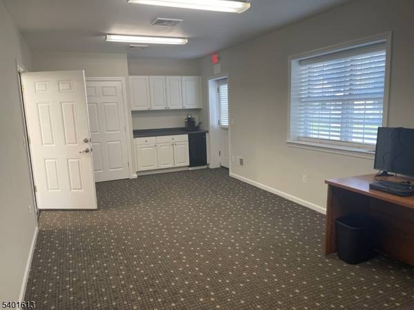 420 County Road 513, Califon Boro, NJ 07830