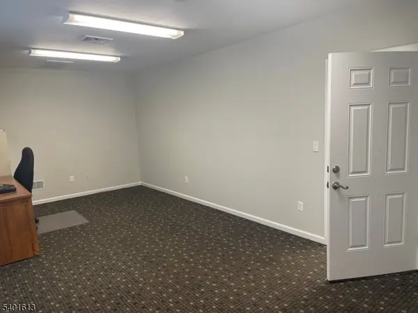 420 County Road 513, Califon Boro, NJ 07830