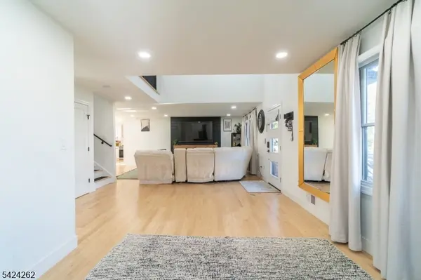 0058 26Th St, Fair Lawn Boro, NJ 07410