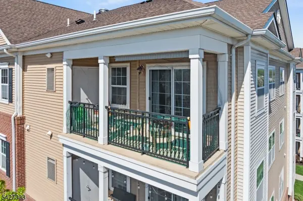 547 E Celebration Way, South Plainfield Boro, NJ 07080