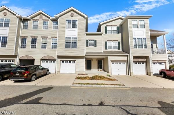 65 Hancock Dr, Morris Twp., NJ 07960