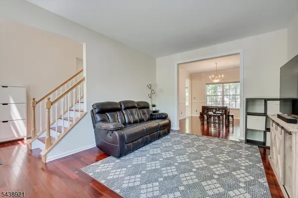 49 Wexford Way, Bridgewater Twp., NJ 08807