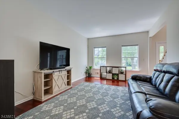 49 Wexford Way, Bridgewater Twp., NJ 08807