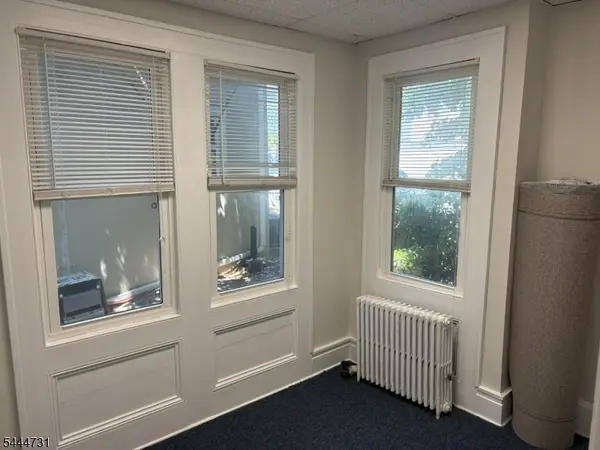 7 E High St, Somerville Boro, NJ 08876