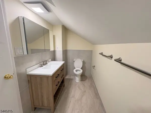 50 Brookwood Dr, Maplewood Twp., NJ 07040
