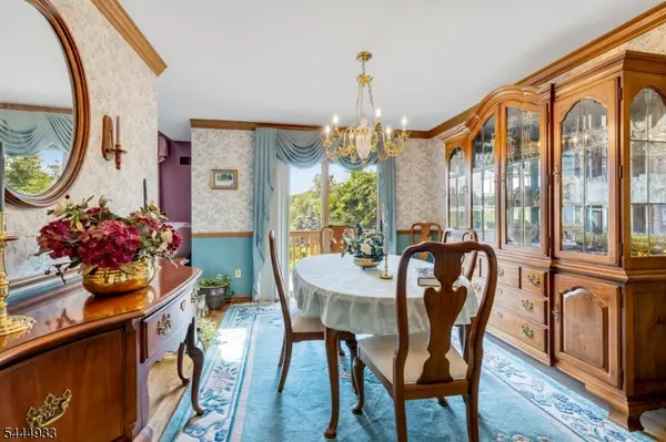 30 Davey Dr, West Orange Twp., NJ 07052