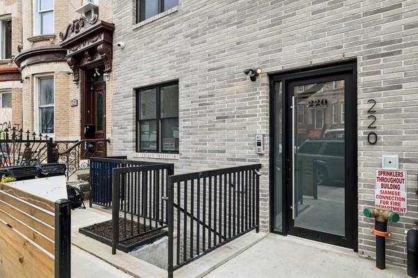 220 Schaefer ST #4, Brooklyn, NY 11207