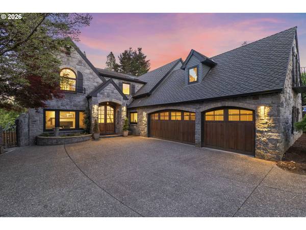 18370 RIVER EDGE LN, Lake Oswego, OR 97034