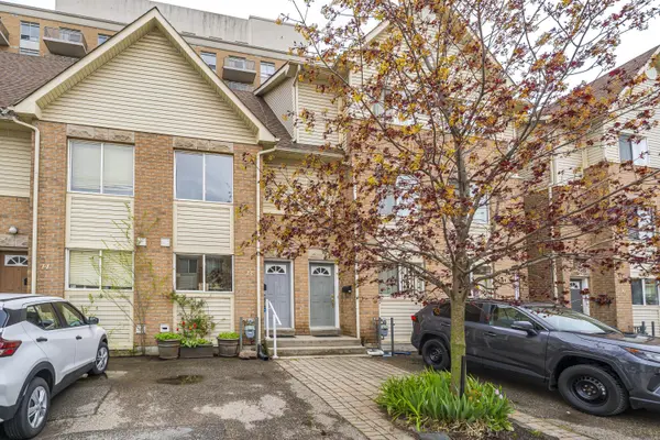 25 Replin RD ## 13, Toronto C04, ON M6A 2M8