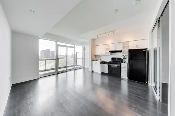 160 Vanderhoof AVE #1718, Toronto C11, ON M4G 0B7