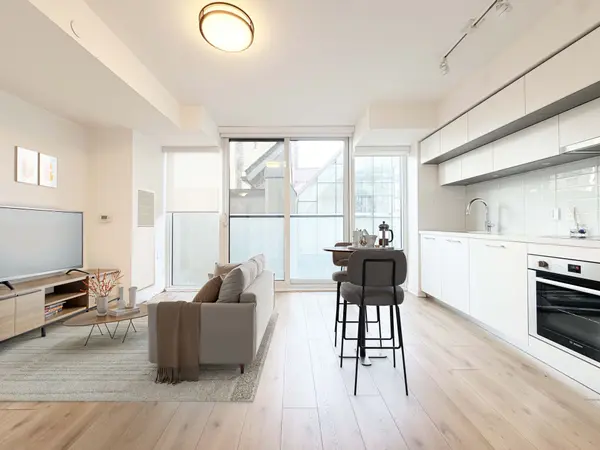 99 Foxbar RD #306, Toronto C02, ON M4V 0B2