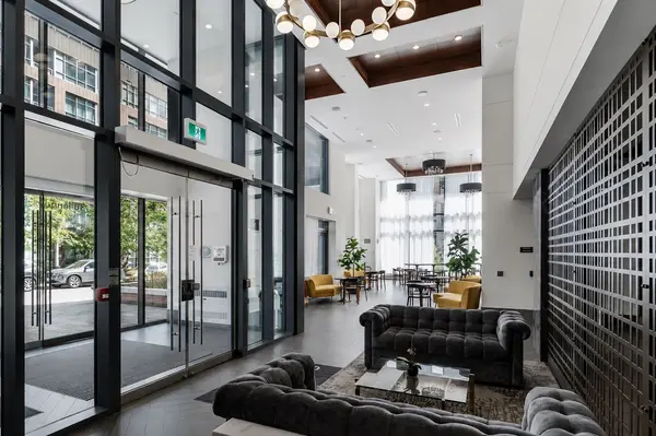 38 Iannuzzi ST #638, Toronto C01, ON M5V 0S2